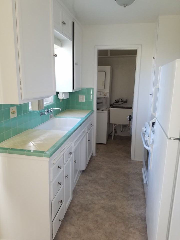 3039 Landis St - Photo 6 of 18