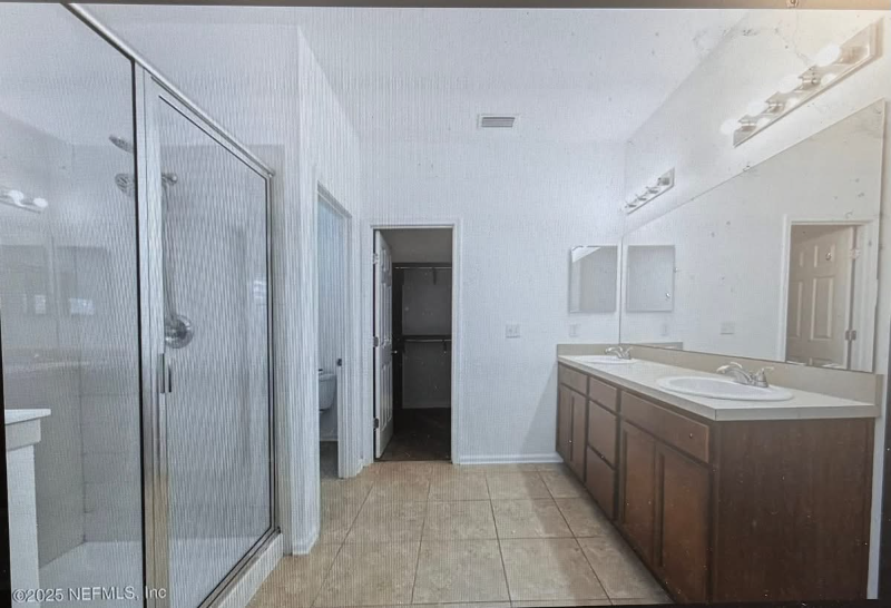 1002 Wetland Ridge Cir - Photo 4 of 7