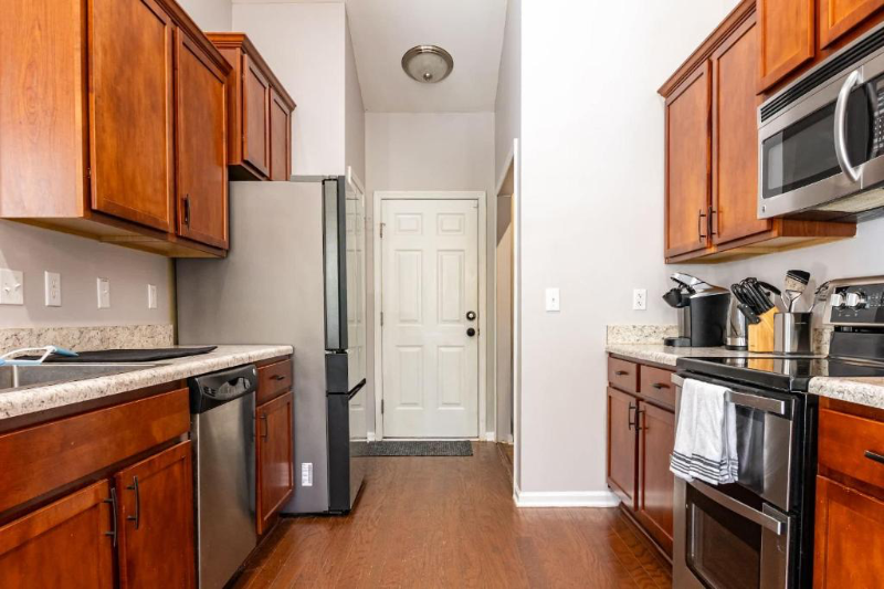 2626 Spivey Ct - Photo 7 of 20