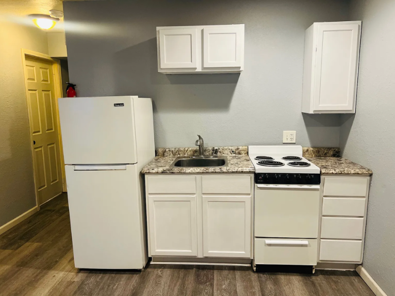 5423 E 27th St #5425 - Photo 3 of 5