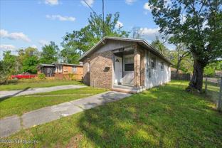 1603 W 29th St - Photo 1 of 1