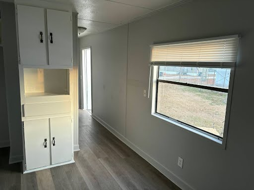 112 Hickory Ln - Photo 2 of 13