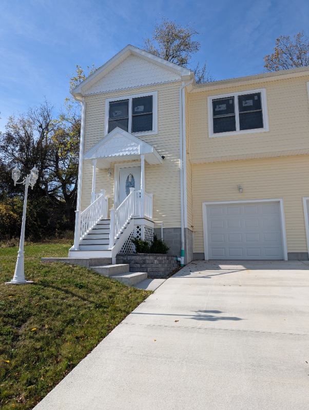 109 Glade Ridge Ct - Photo 2 of 6