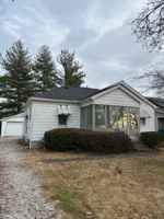 featured image of 112 S Villa Dr