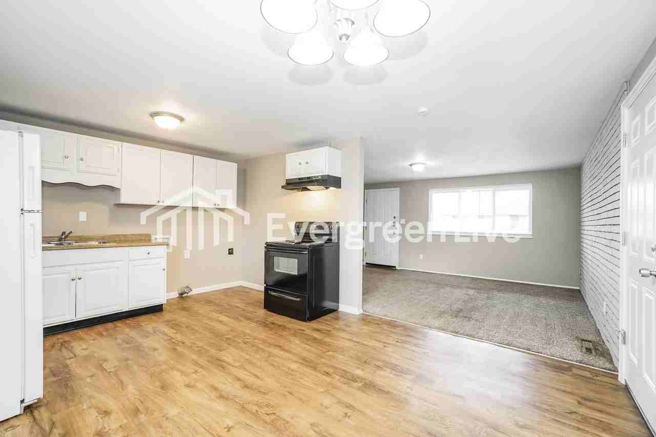 6908 Retton Rd - Photo 7 of 15