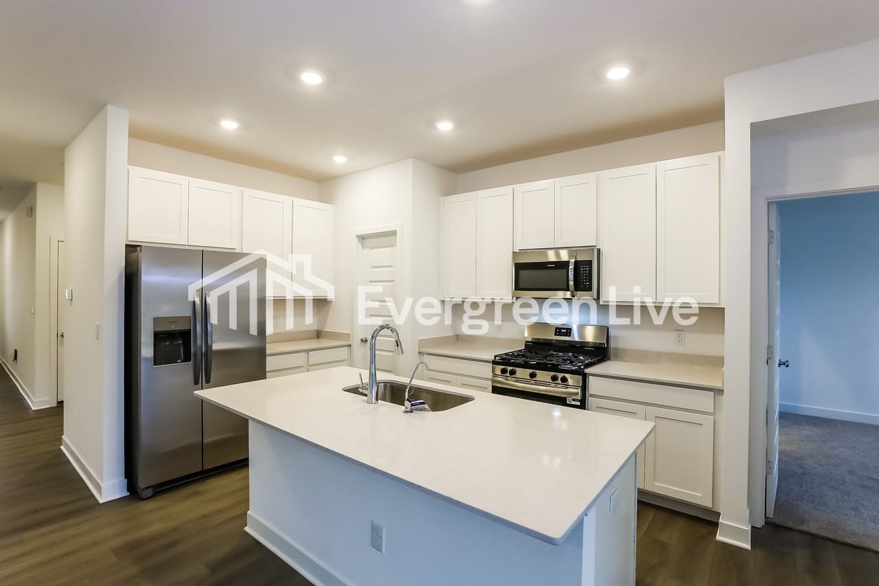 3578 Copley Ct - Photo 5 of 15