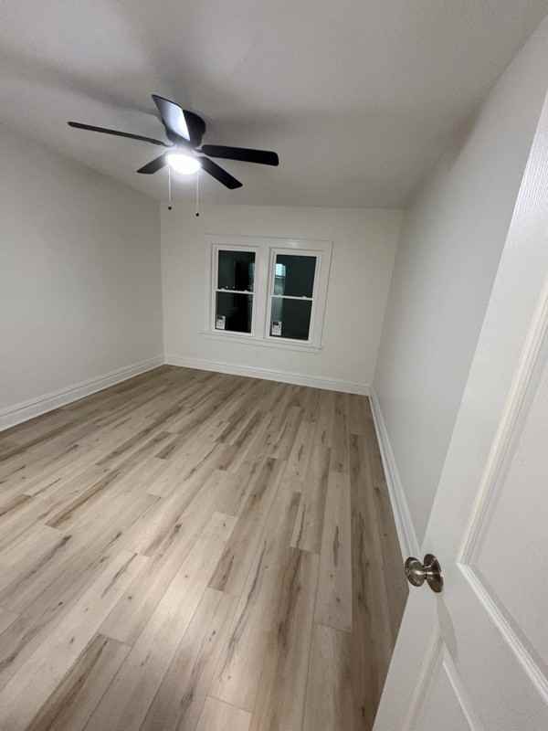 1104 Wilmington Ave - Photo 7 of 8