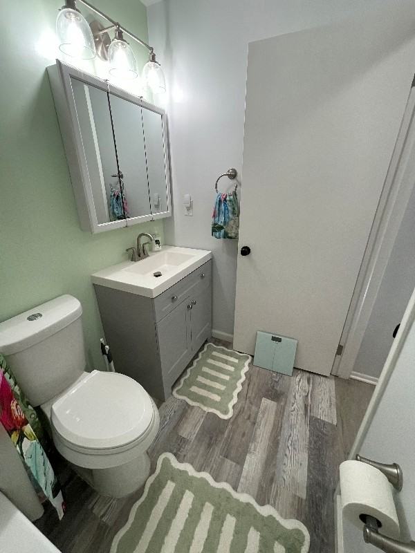 9469 Parkwood N - Photo 7 of 9