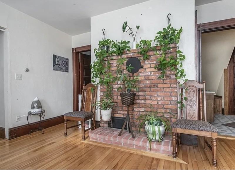 24 Arlington St #1stFL - Photo 2 of 5