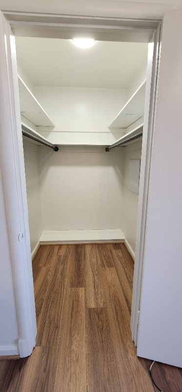 1001 Orchard Way - Photo 7 of 18