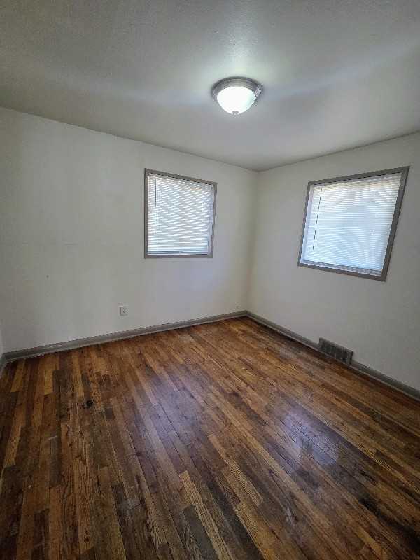 412 Glen View Ct - Photo 4 of 12