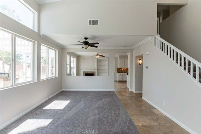 43373 Messina St - Photo 2 of 19