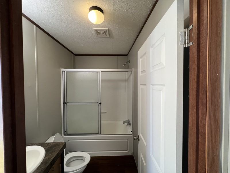 121 Plum St - Photo 7 of 11