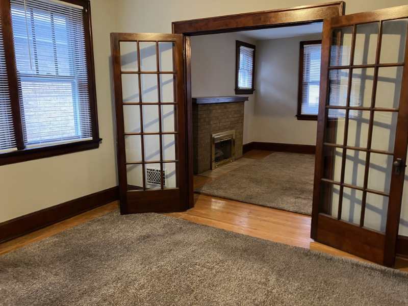 121 W 33rd St #2 - Photo 5 of 12