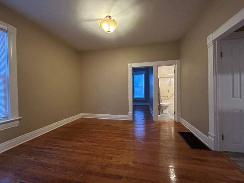 1108 E Main St - Photo 5 of 20