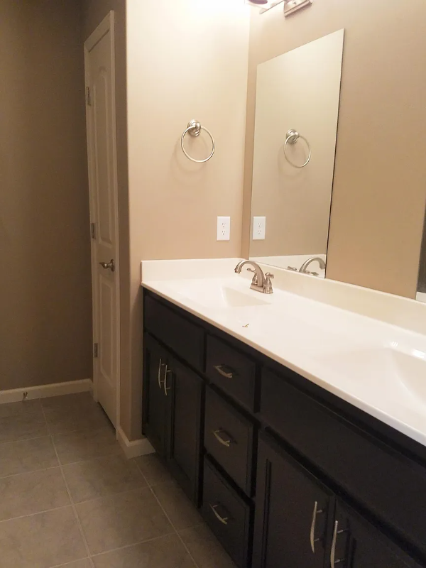 5406 Haddon Ct - Photo 4 of 13