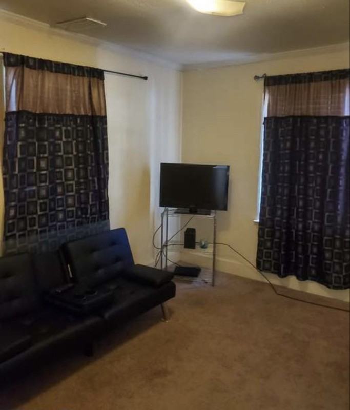 1574 Colonial Dr - Photo 4 of 7