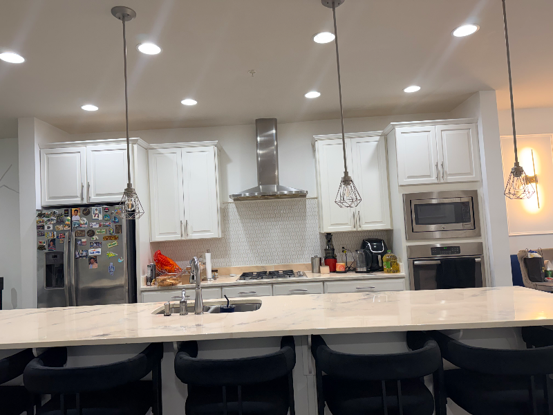 7413 Matapan Dr - Photo 3 of 20