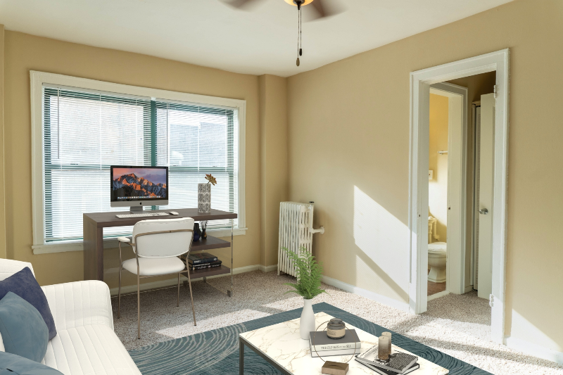 6104 S Woodlawn Ave #412 - Photo 2 of 8