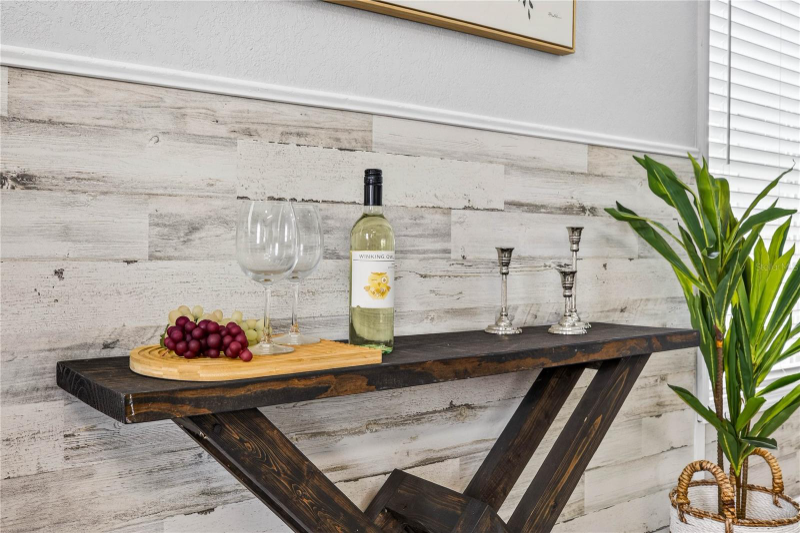 9254 86th St - Photo 4 of 20