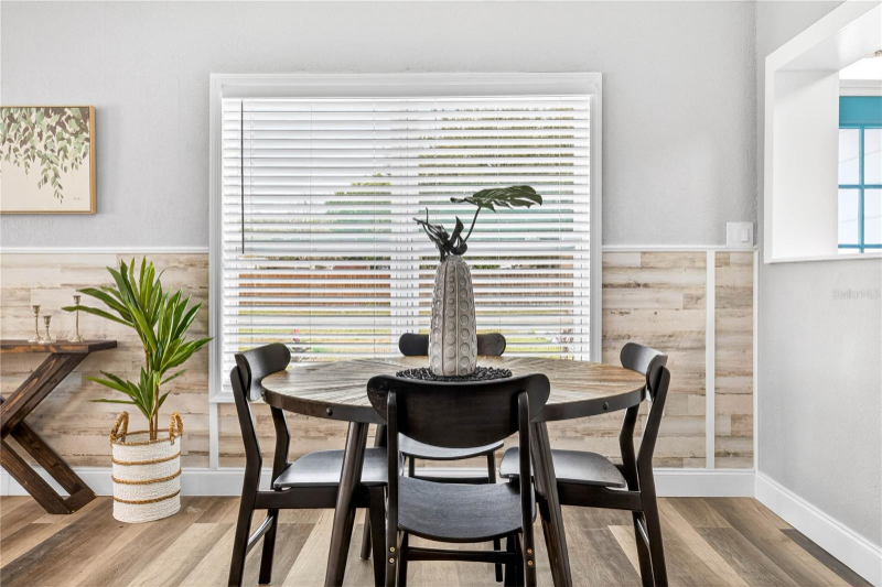 9254 86th St - Photo 6 of 20