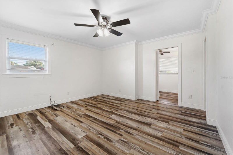 11017 64th Ter - Photo 6 of 20