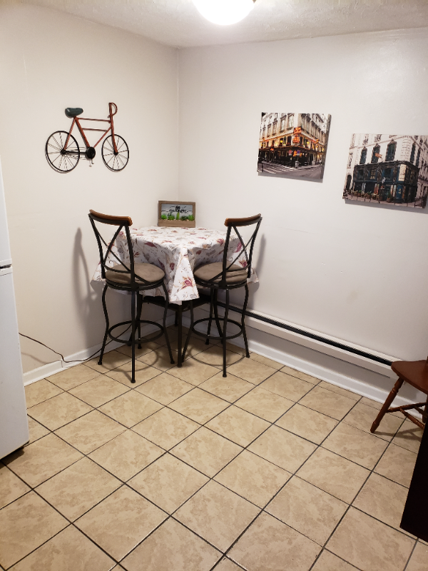 346 Day Ave Sw - Photo 3 of 9