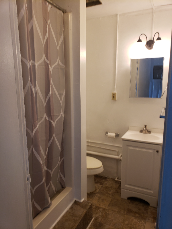 346 Day Ave Sw - Photo 5 of 9