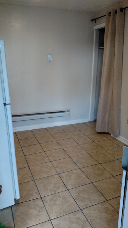 346 Day Ave Sw - Photo 4 of 9