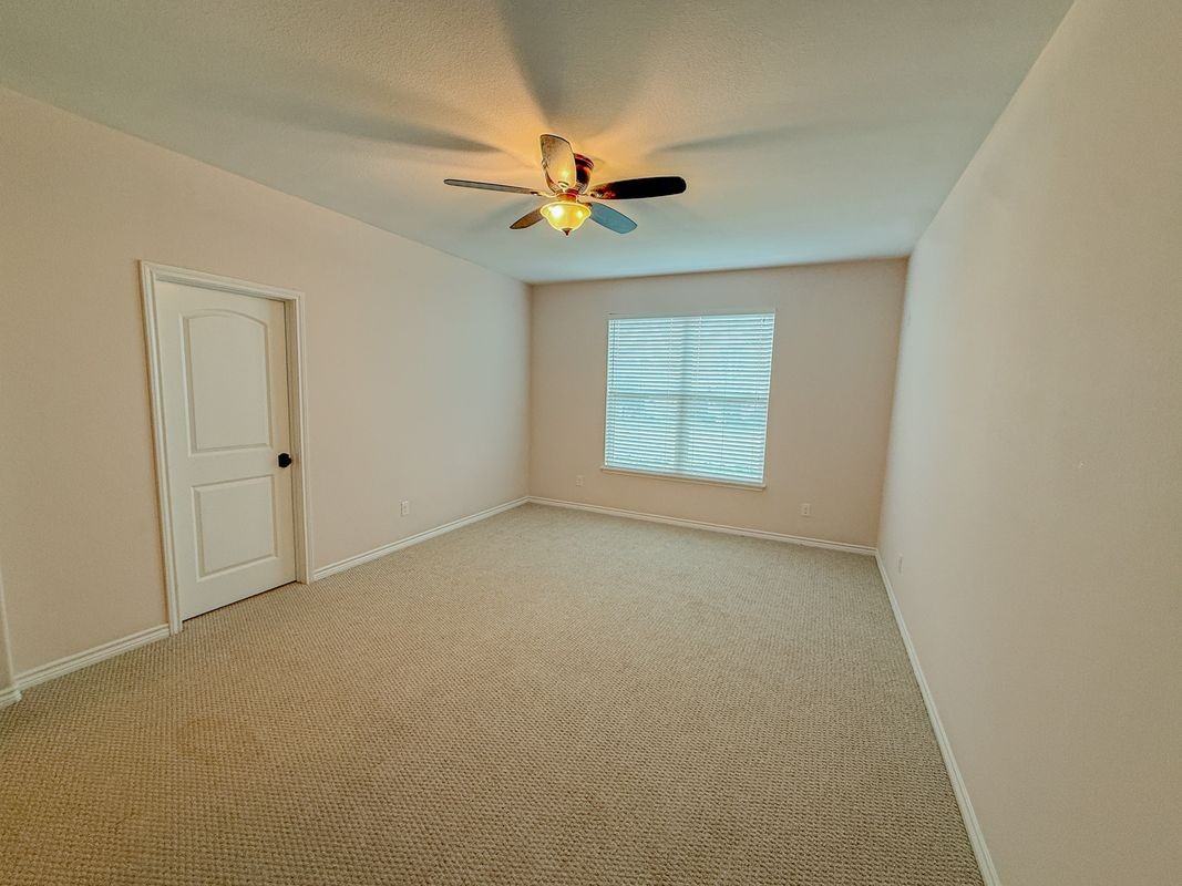 300 Western Sky Trl - Photo 4 of 28