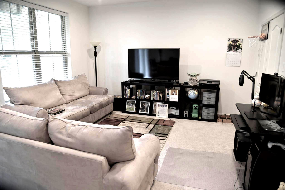 7912 MARIETTA DRIVE DR - Photo 3 of 11