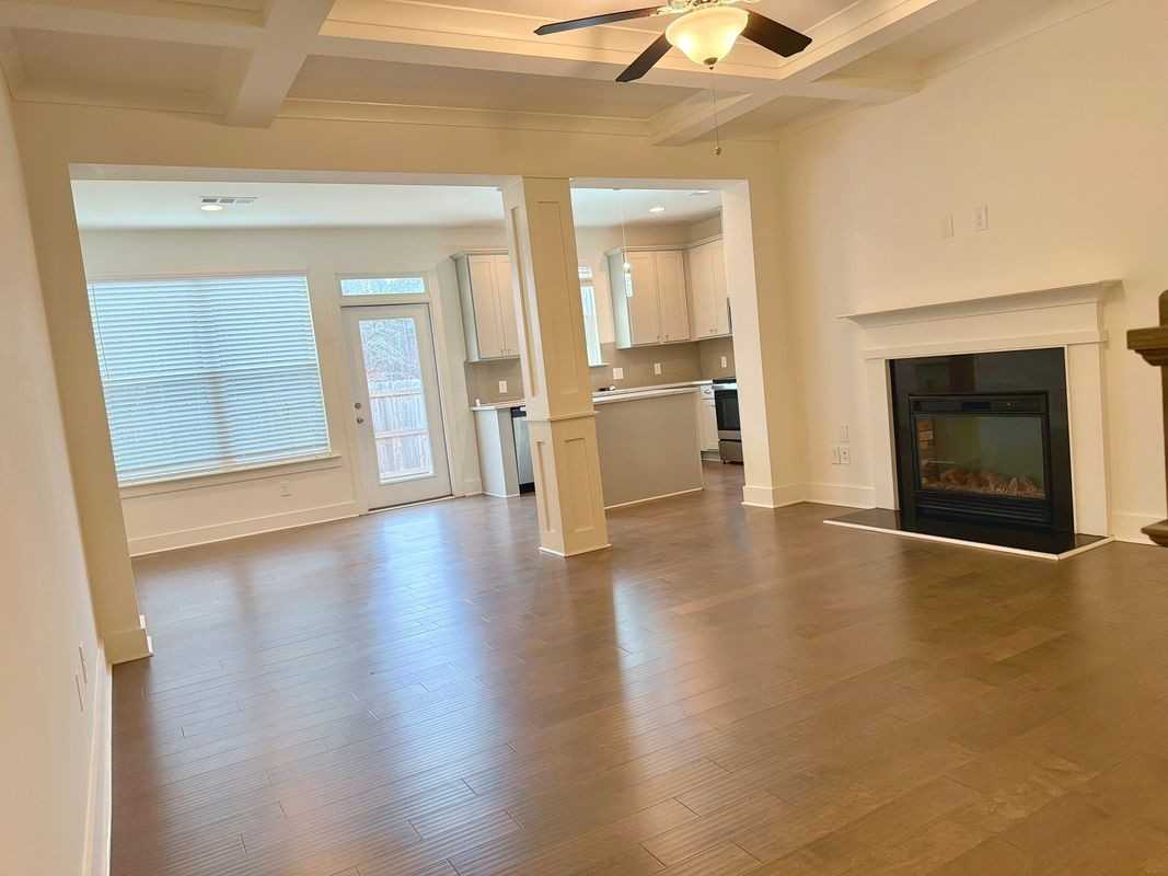 346 Auburn Valley Way - Photo 4 of 17