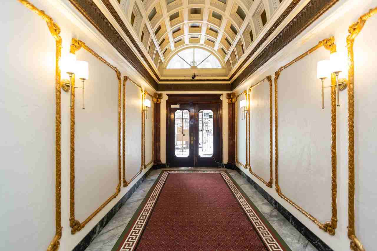 798 Post - Photo 3 of 4