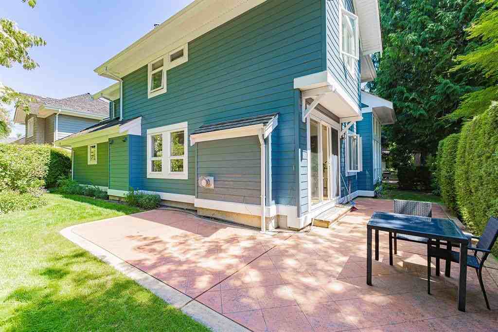 15055 20 Ave - Photo 2 of 20