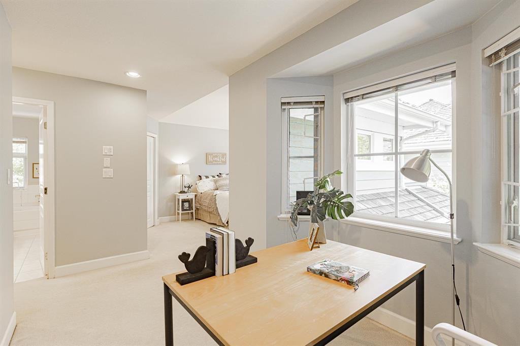 15055 20 Ave - Photo 3 of 20