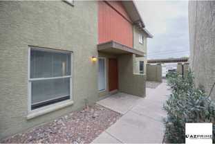 4615 N 39th Ave #24 - Photo 1 of 1