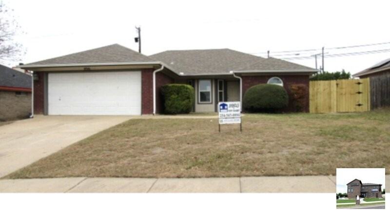 2713 Fieldstone Dr - Photo 2 of 15