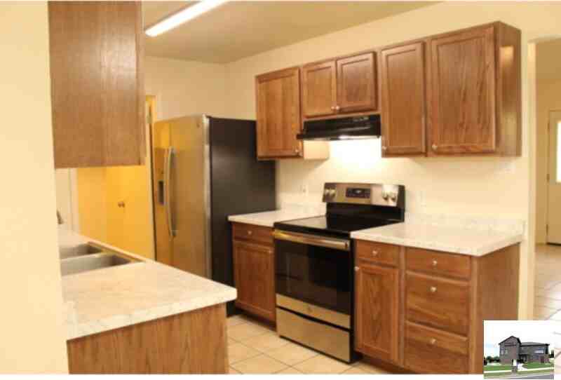 2713 Fieldstone Dr - Photo 6 of 15