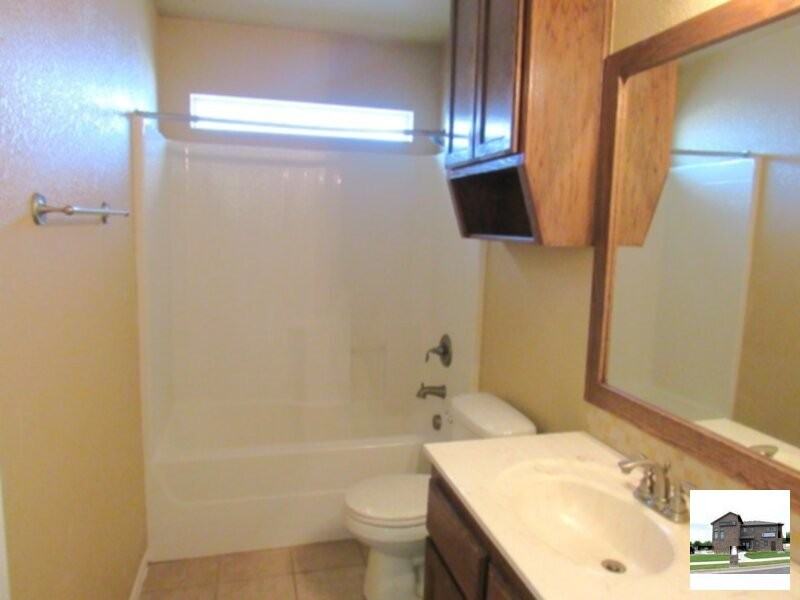 3404 Jacob St - Photo 6 of 13