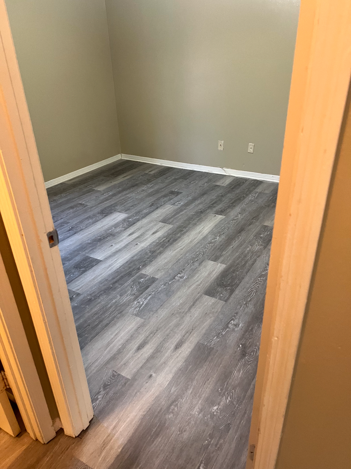 700 Tumbleweed Trl #B - Photo 6 of 9