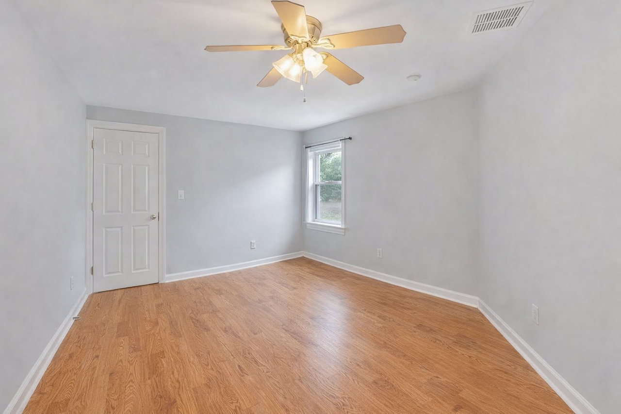 19 Broadway St #21 - Photo 2 of 5