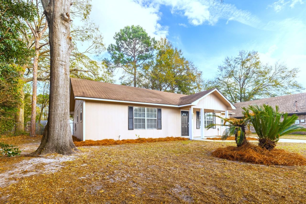 203 Monroe Ave #NA - Photo 2 of 23