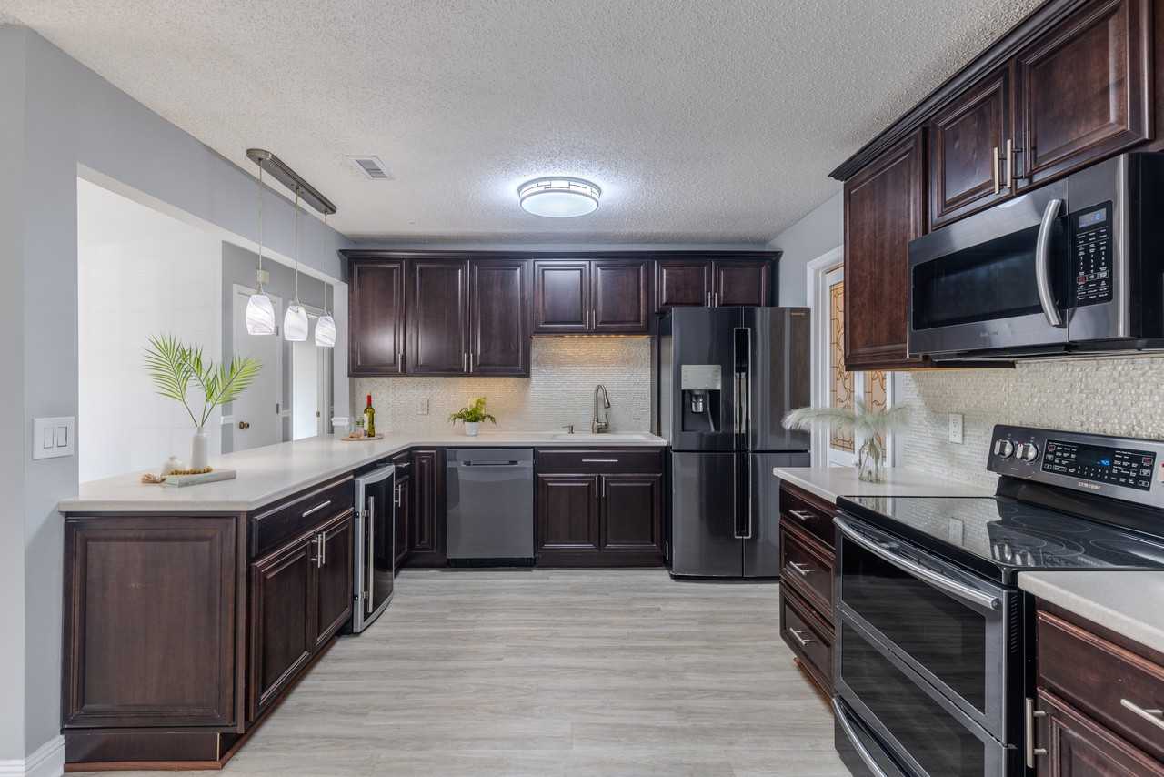 203 Monroe Ave #NA - Photo 6 of 23