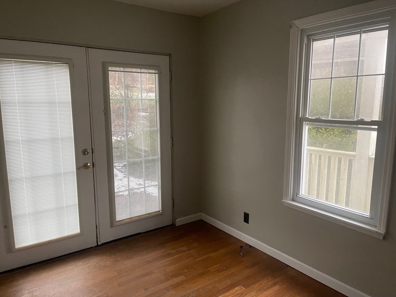 323 Idlewood Rd #1 - Photo 3 of 8