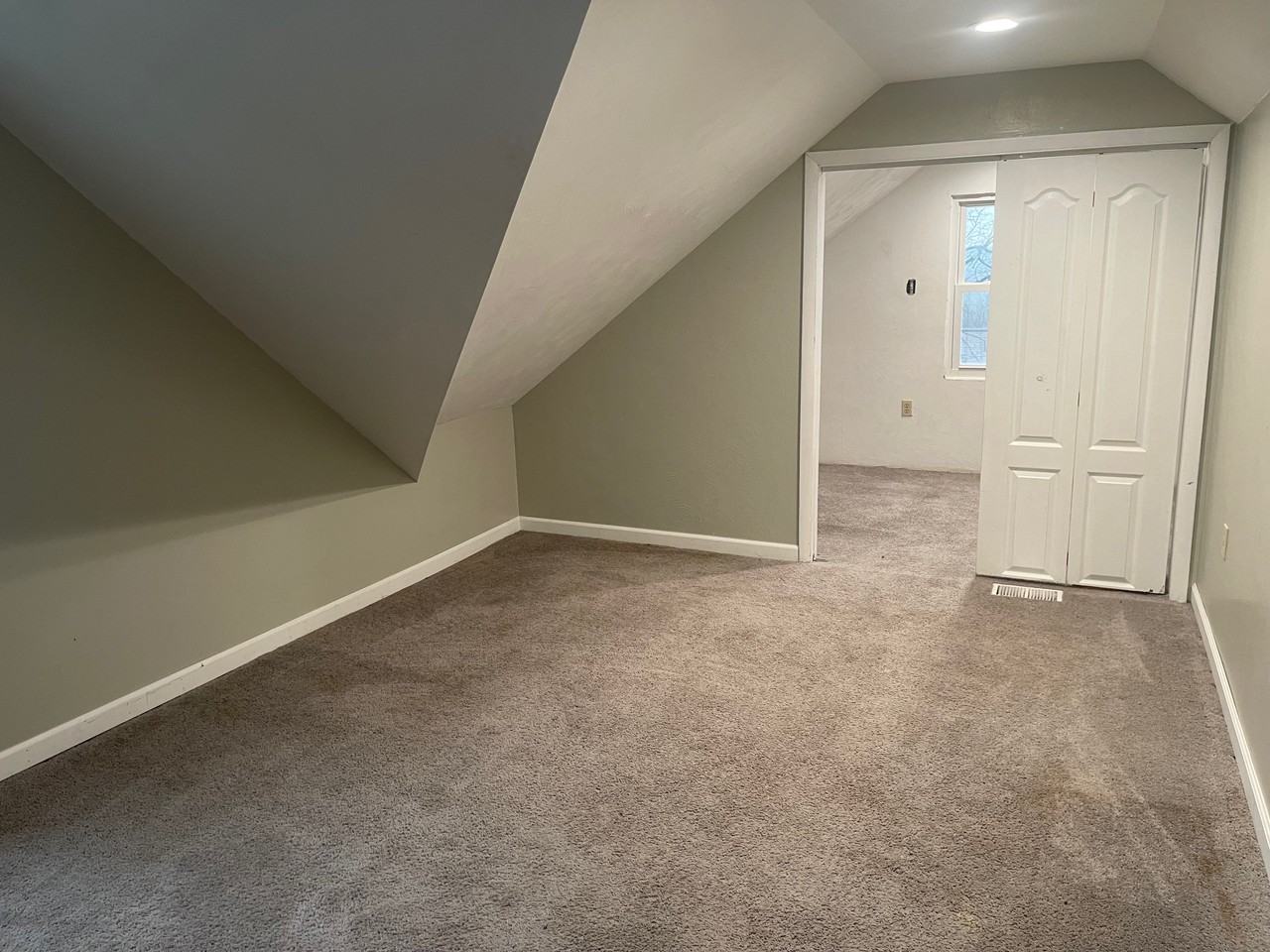 323 Idlewood Rd #1 - Photo 6 of 8