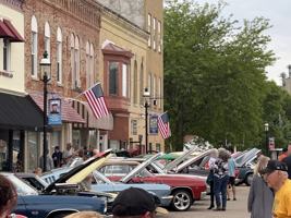 featured image of 139 W Railroad St #3C