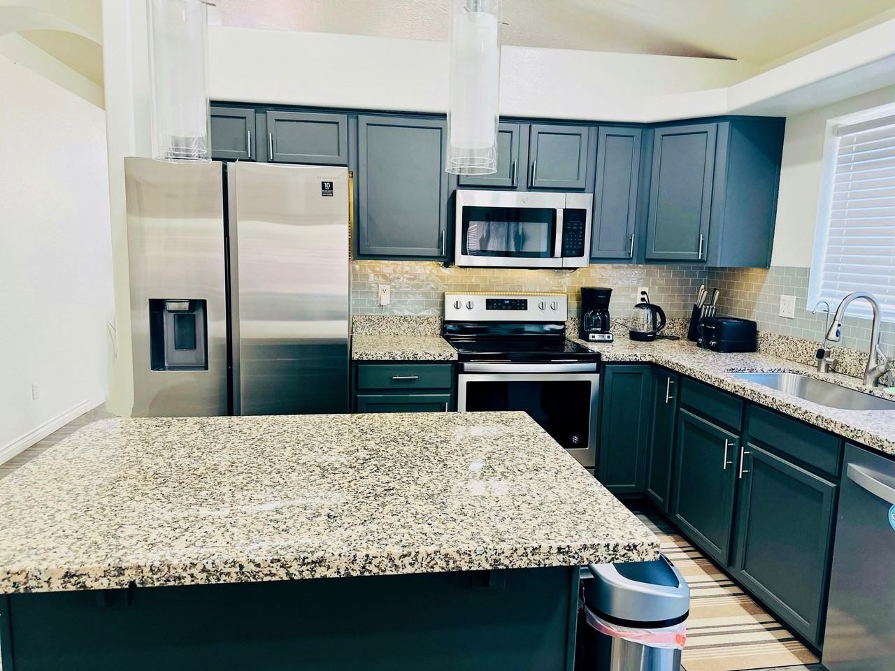 2745 E Hartford Ave #NA - Photo 3 of 11