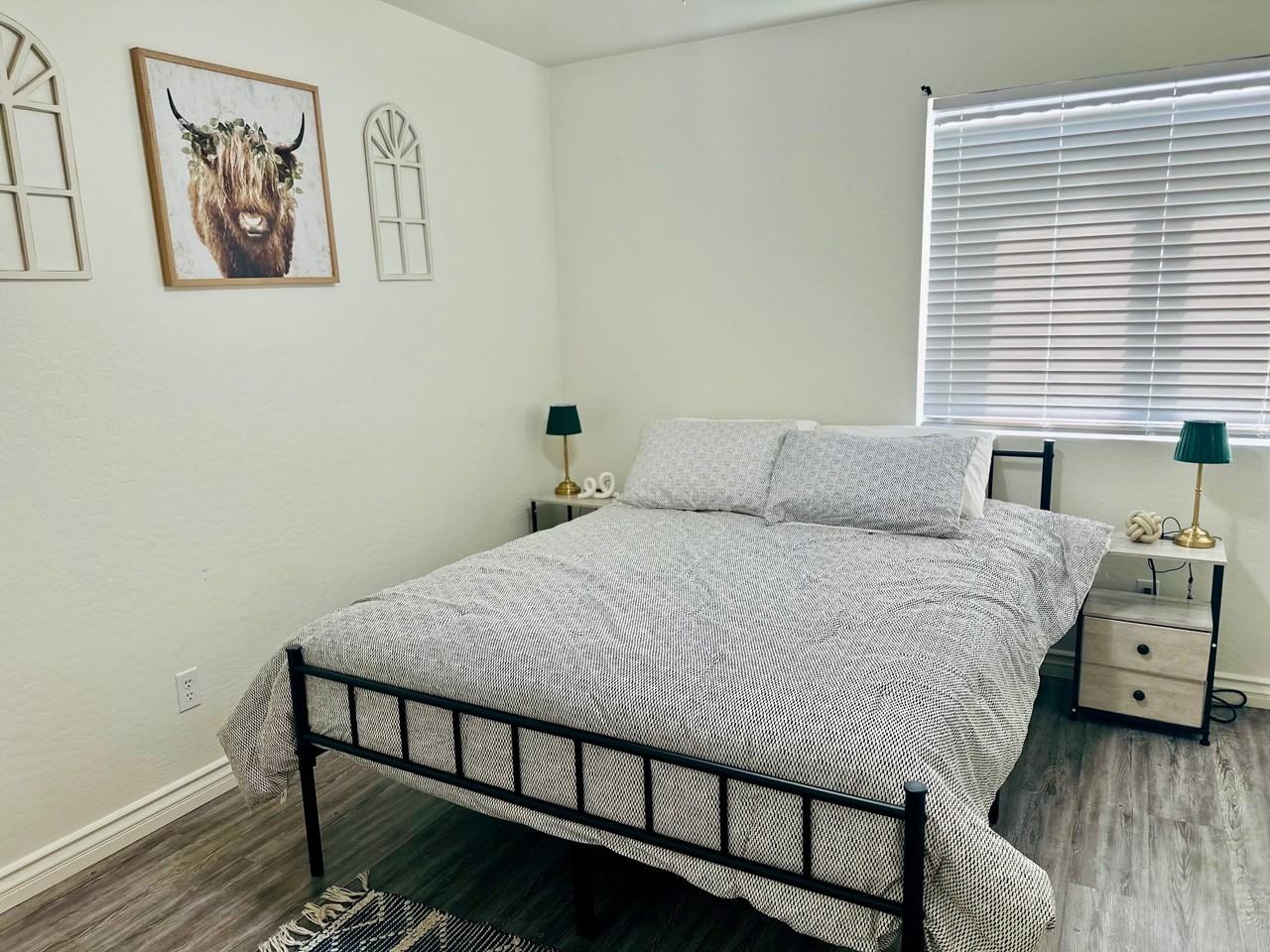 2745 E Hartford Ave #NA - Photo 7 of 11