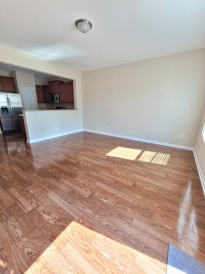 4464 Middletown Dr #4464 - Photo 6 of 16