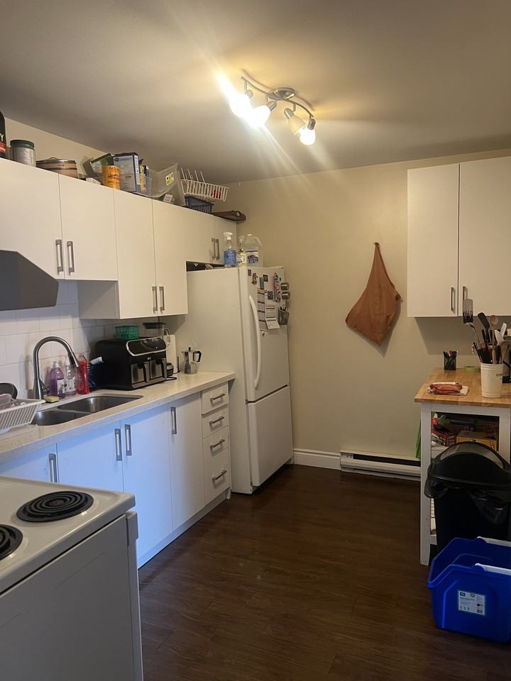 2643 Yonge Street #202 - Photo 5 of 6